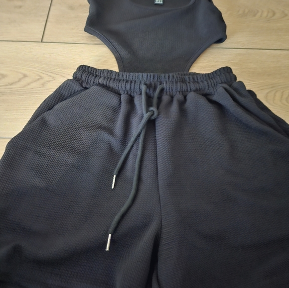 Top - Picture 8 of 9